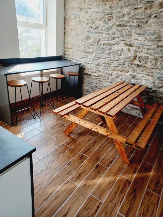 Voyage Hostel - Ensuite Family Rooms With Shared Kitchen Douglas Dış mekan fotoğraf